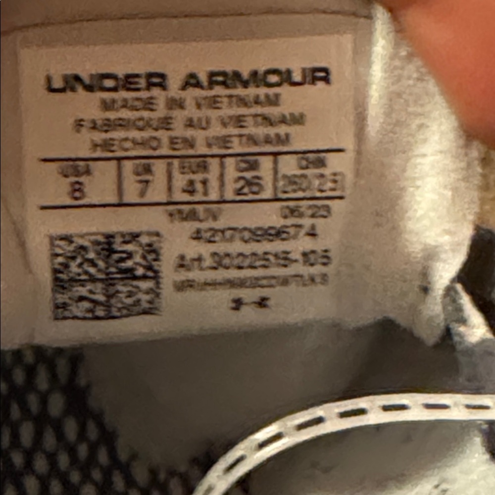 Under Armour HOVR Shakedown Adult Track Spikes. W’s 8 - Picture 10 of 10